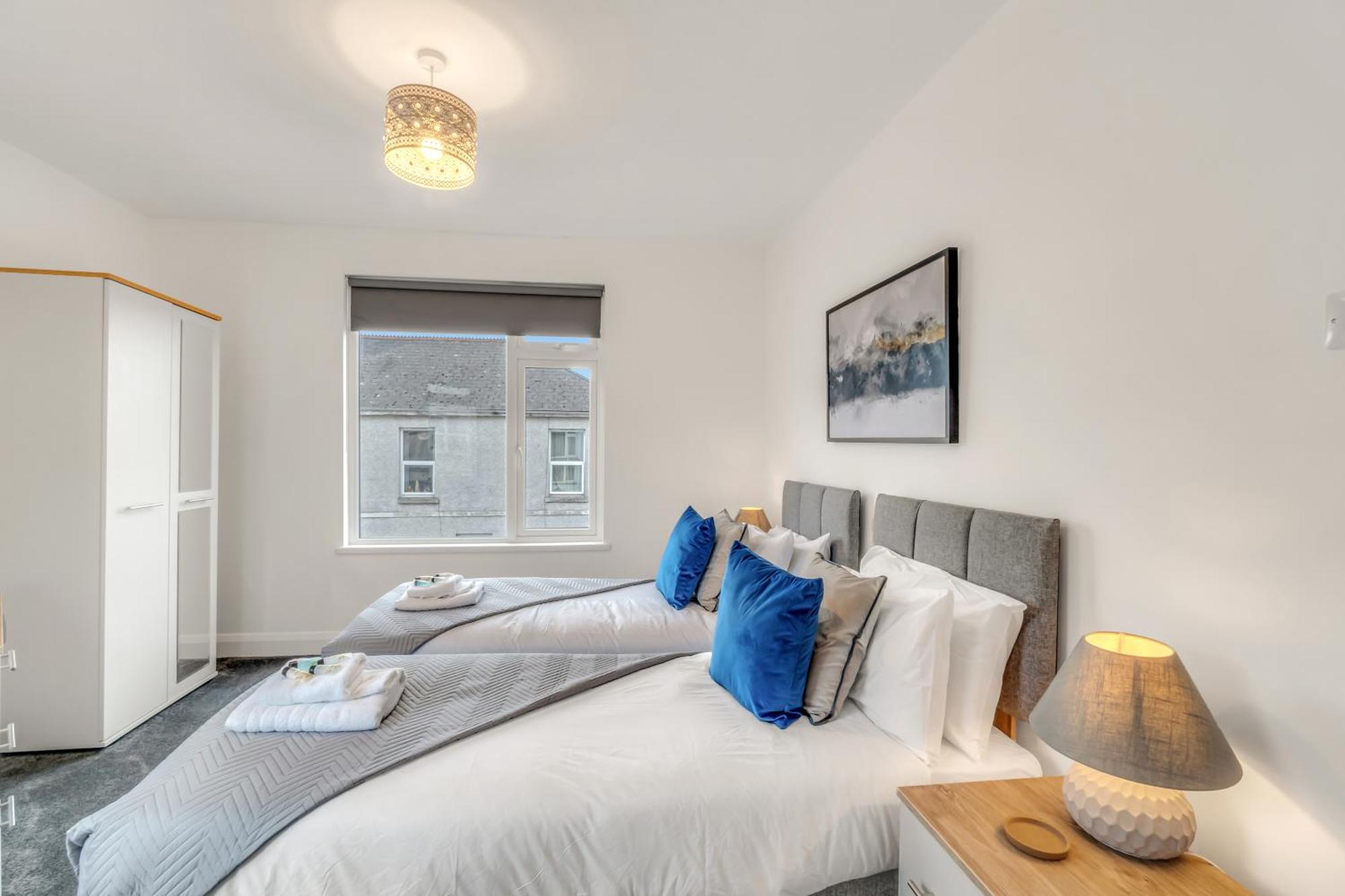 Park House - Very Spacious 4 Bed House, Games Room, Free Netflix, Close To Argyle, In The Heart Of - Dogs Welcome - Hosted By Absolute Сasa de vacaciones Plymouth